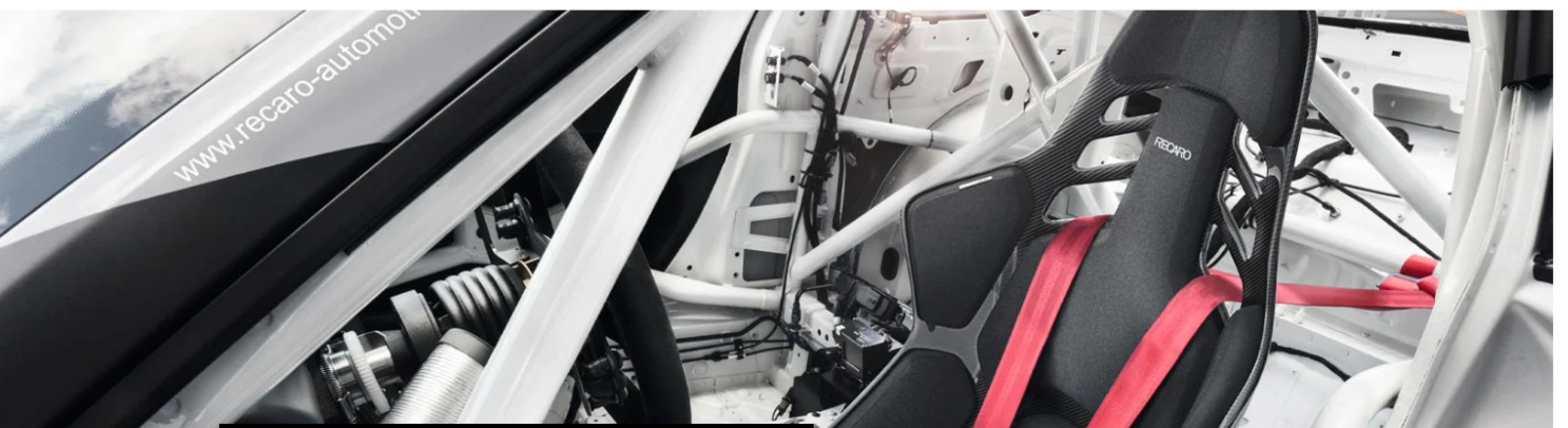 RECARO Podium CF fitted in the vehicle