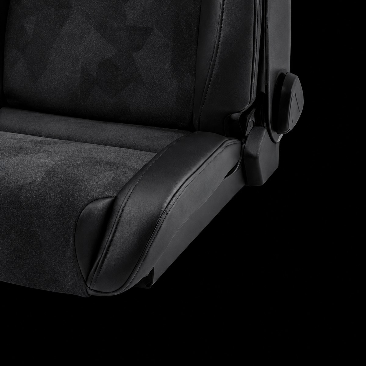 Cross Sportster CS Right, Artista / Nardo Black, detail 2